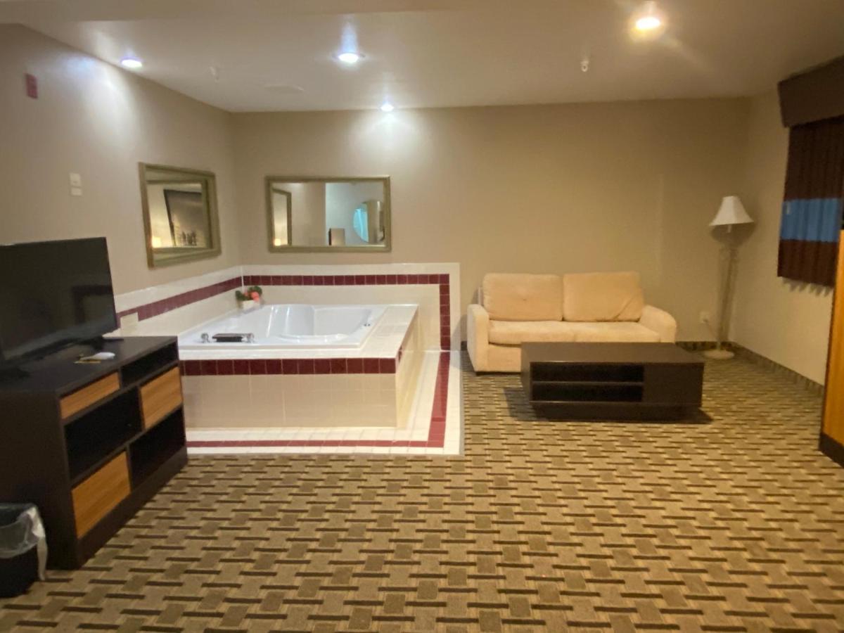 Super 8 By Wyndham Va Lynchburg