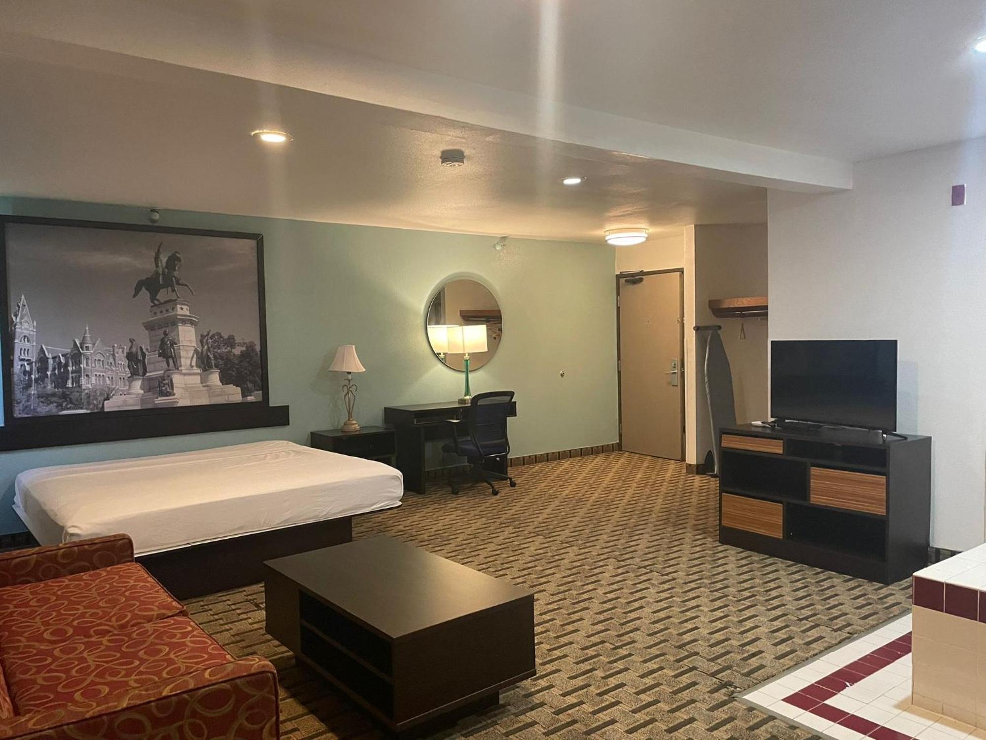 Super 8 By Wyndham Va Lynchburg