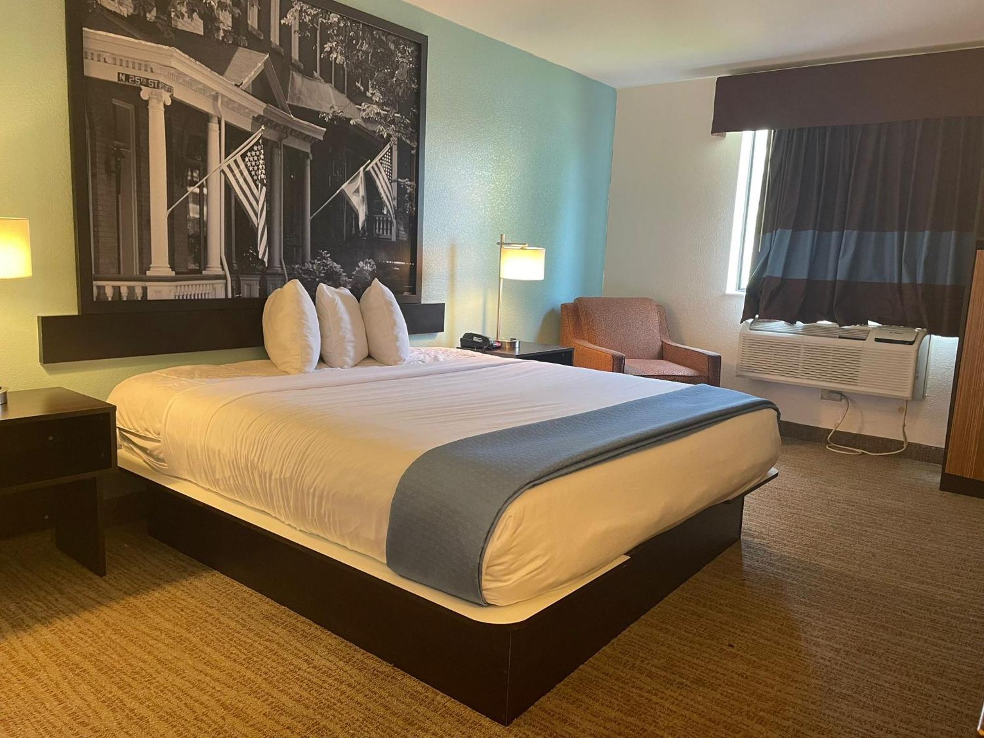 Super 8 By Wyndham Va