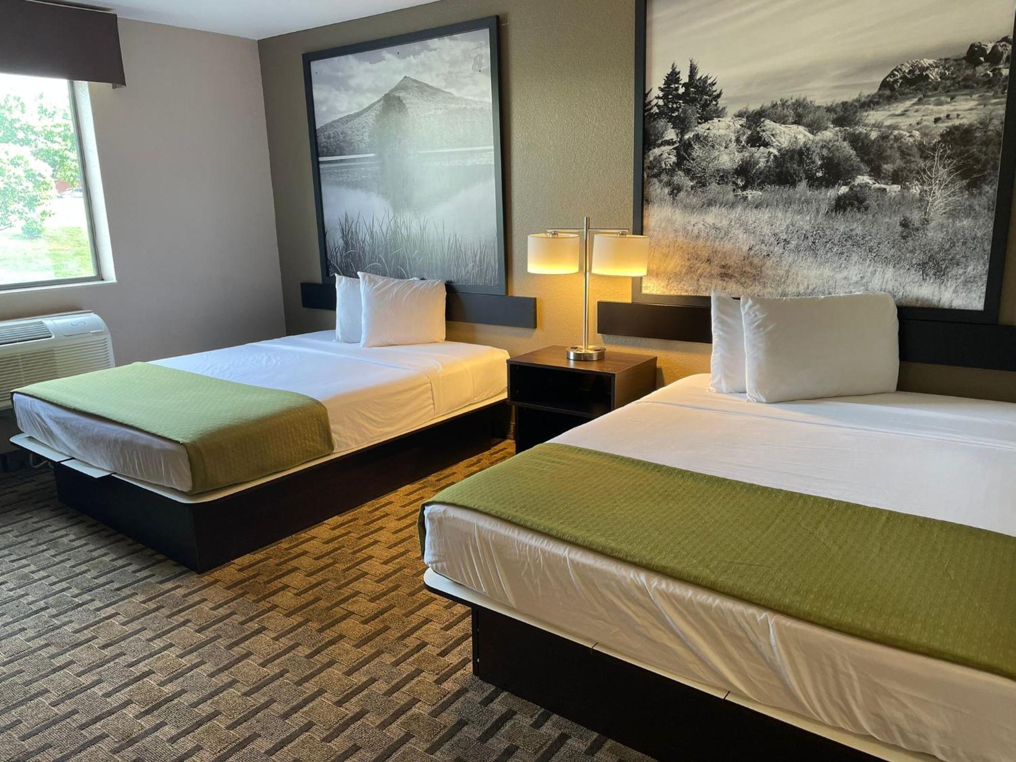 Super 8 By Wyndham Va Hotel 2*