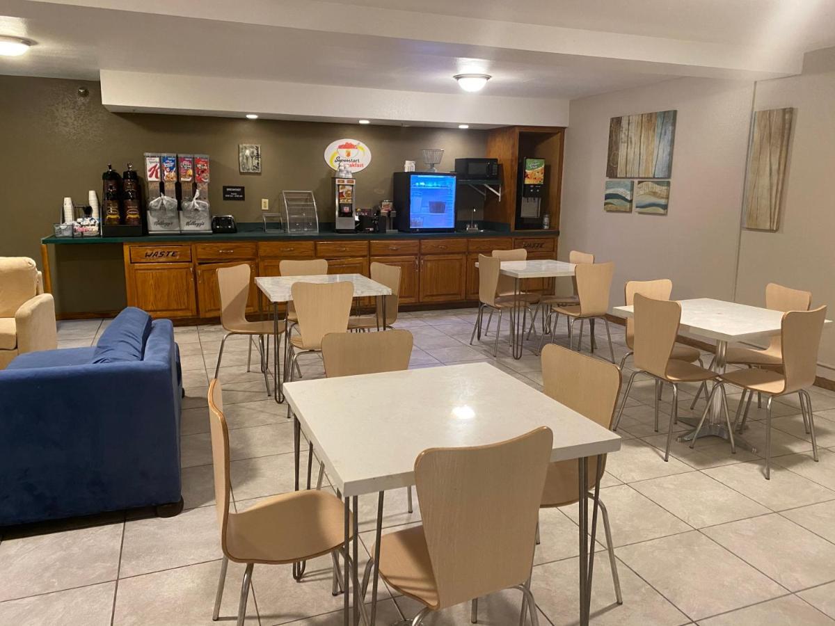 Super 8 By Wyndham Va Hotel Lynchburg